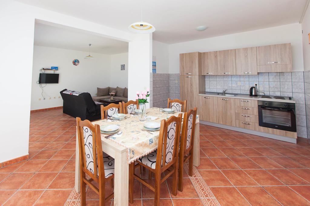 Apartmani Turudic 德拉马利 外观 照片