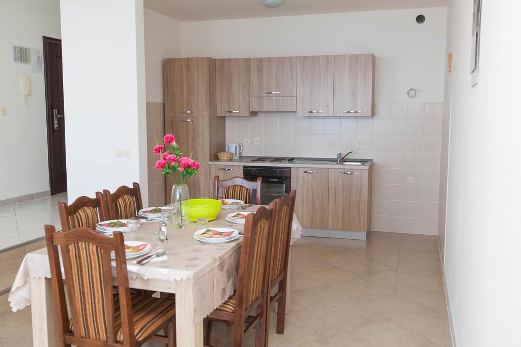 Apartmani Turudic 德拉马利 外观 照片